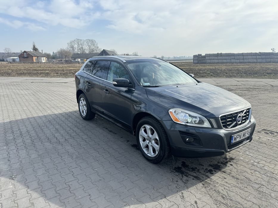 Volvo XC60 2.4D 2009 super stan panorama