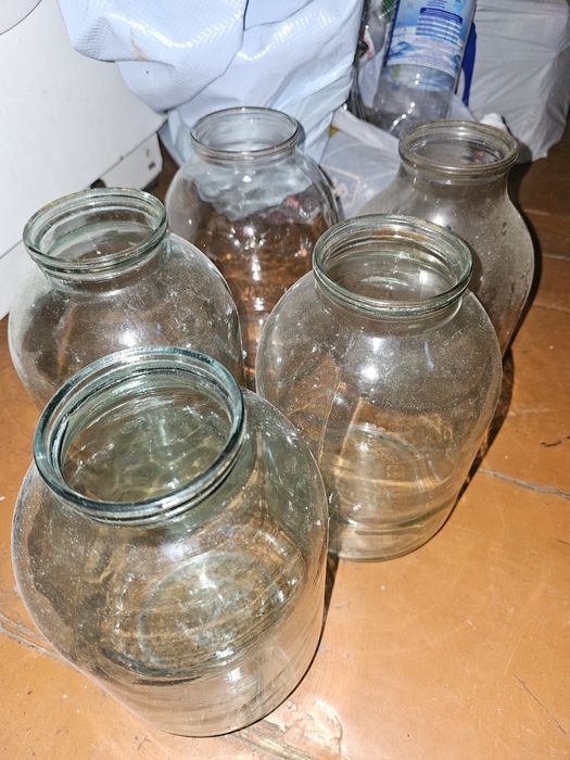 Банки 3 х литровый,советски; маленькие банки