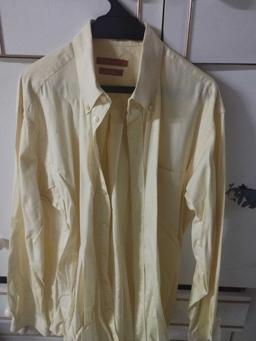 Camisa Zara amarela