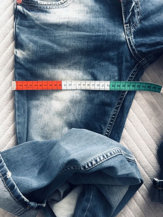 Spodnie meskie jeansowe sygnowane Dsquared2