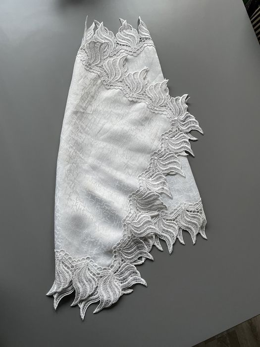 Bieznik obrus serweta 100x50 biały azur gipiura  haft