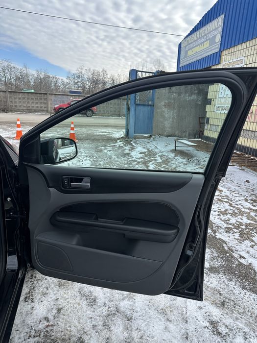 Ford Focus 2008 рік 1,6 бензин