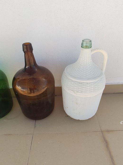 Garrafões de vidro antigos já não fabricam | Garrafa MICA DECORATIVOS