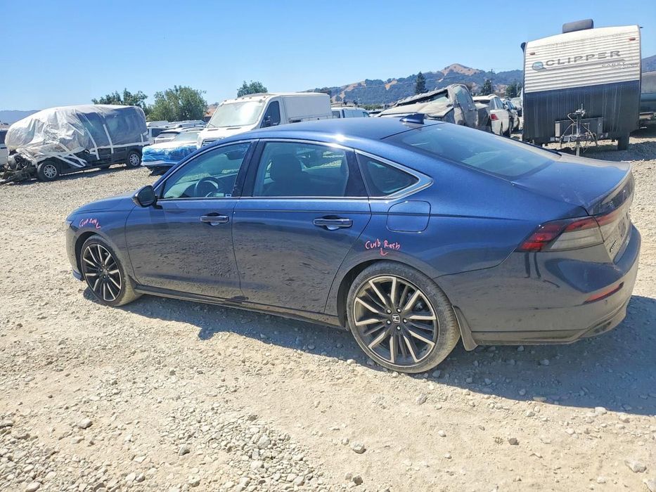 Honda Accord Touring Hybrid 2022 року з США