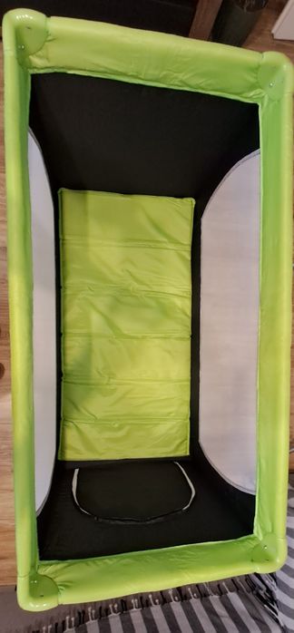 Łóżeczko turystyczne