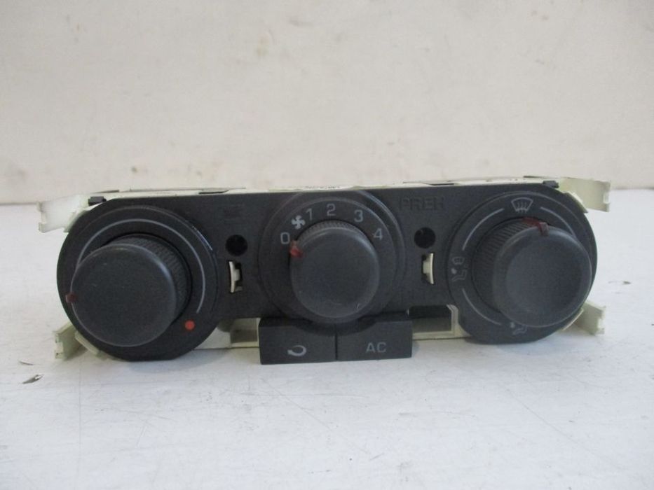 Comando Ar Condicionado Saufagem Seat Ibiza 6L 2002 a 2008