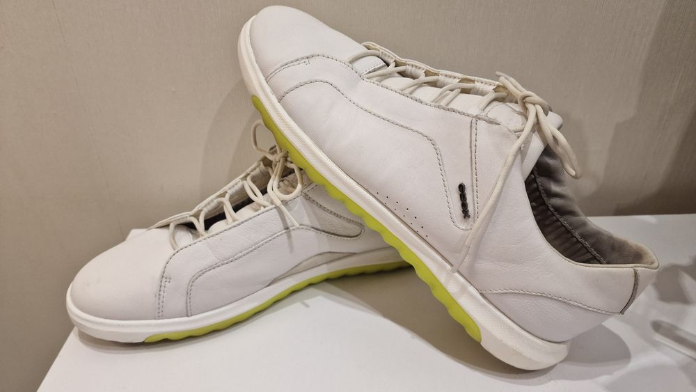 Шкіряні кросівки Geox 44р