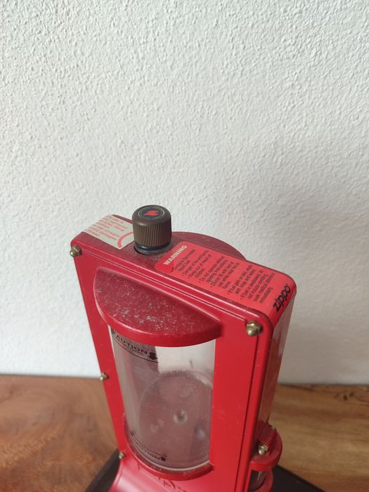 Zippo fuel station
