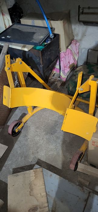 Транспортувальник і кантувач бочок CB-A80 GIANT MOVE