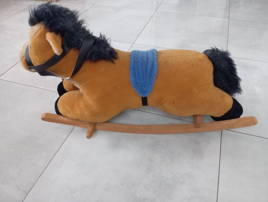 Koń na biegunach wysokość 30cm