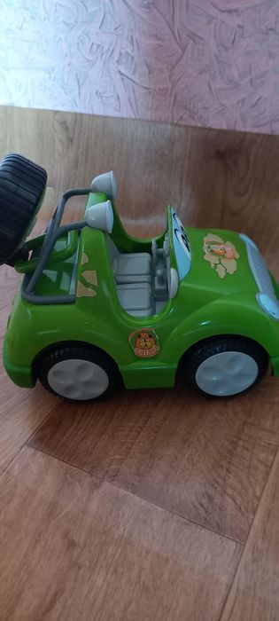 Машинка CHICCO  на пульте