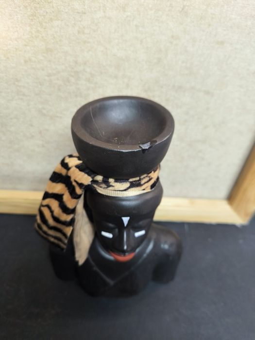 Busto de mulher africana