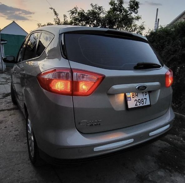Ford C-Max 2016 VIN 1FADP5CU5GL116981 фото оголошення 4 з 12