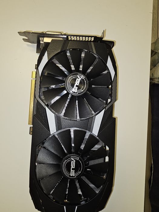 Відеокарта Rx 580 4gb   gddr5 asus