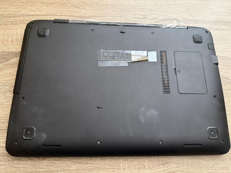 Asus f555l i7 gf940m ssd256