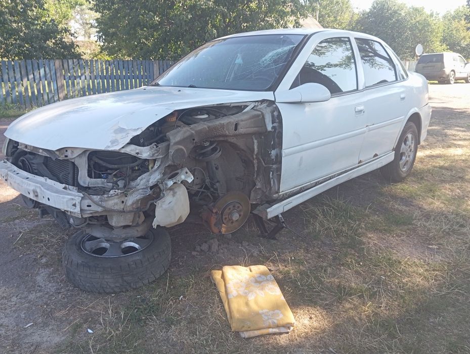 Opel Vectra 1996 VIN W0L000036T1207461 фото оголошення 6 з 7