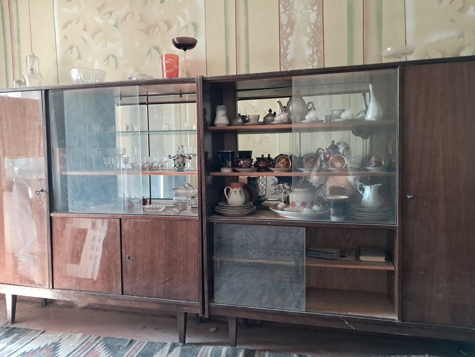 Сервант советский 2 шт