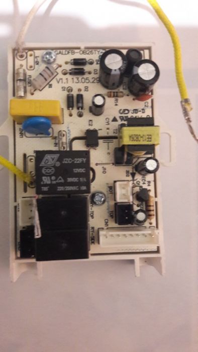 Плата питания мультиварки Vitek модельVt-4213На плате:GALDFB-OB26TY-P