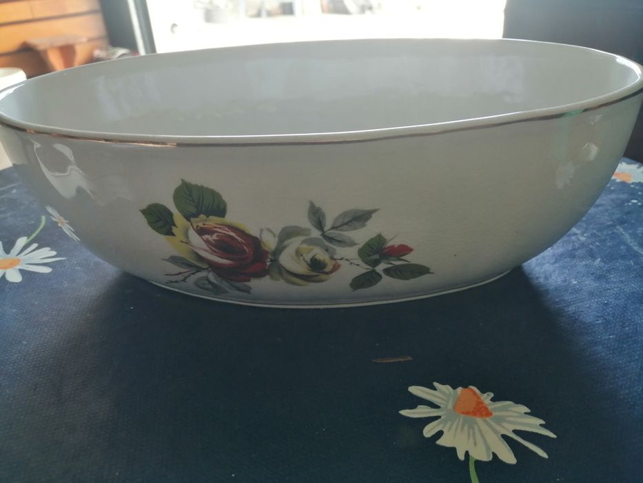 Antique Dinnerware Set432328674745395205