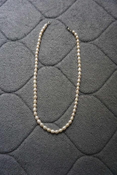 Бусы натуральные, бижутерия