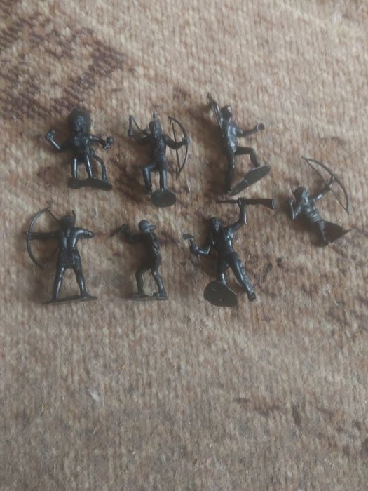 Солдатики ссср в наборах, по штучно, в отличном состоянии