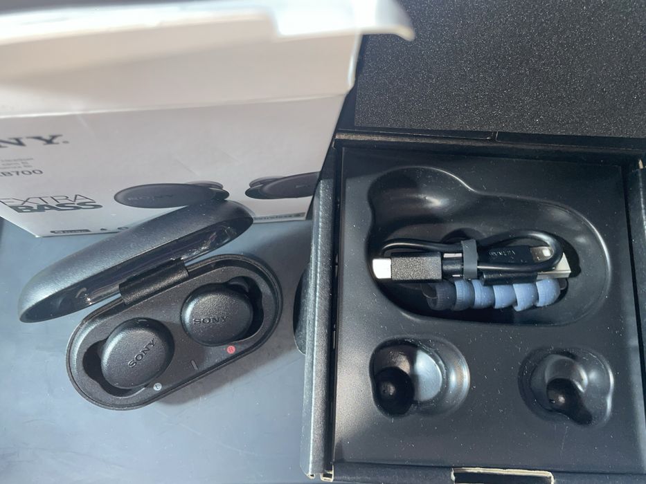 Sony WF-XB700 pretos