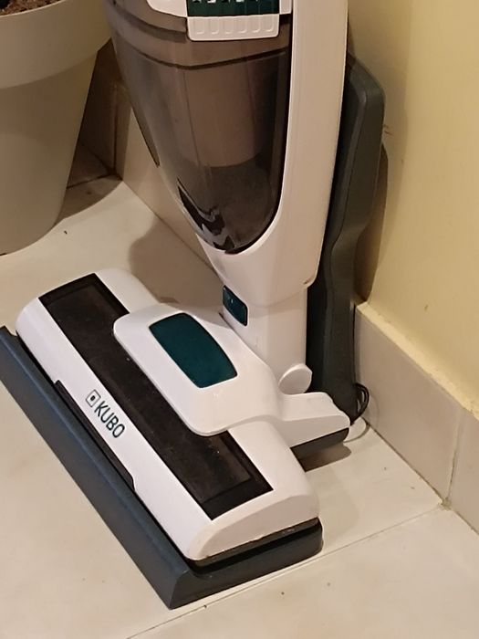 Aspirador vertical KUBO