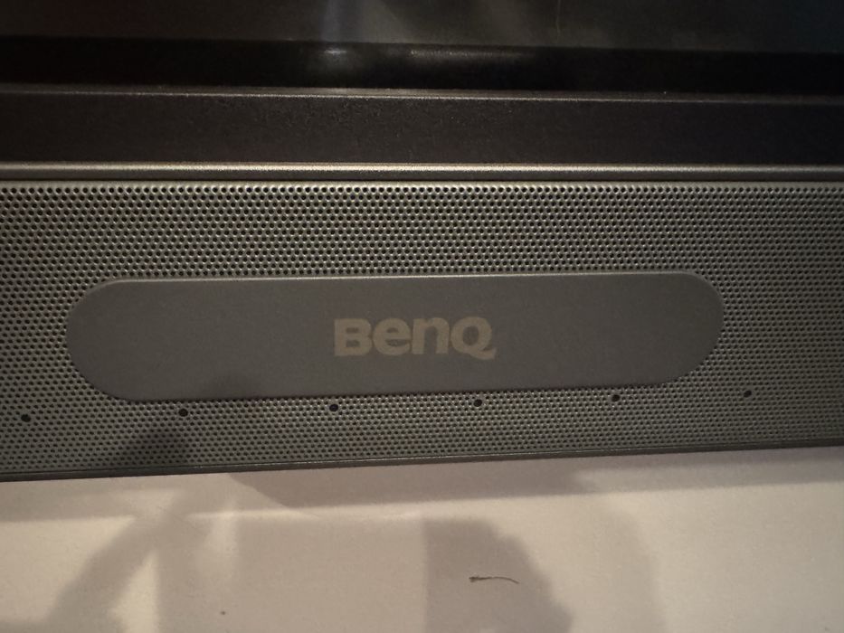 BenQ RP6503 - tablica interaktywna dla biznesmenów i szkół