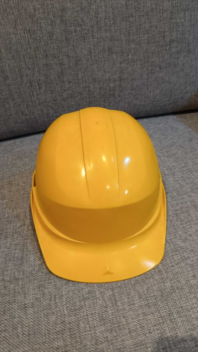 kask hełm ochronny żółty