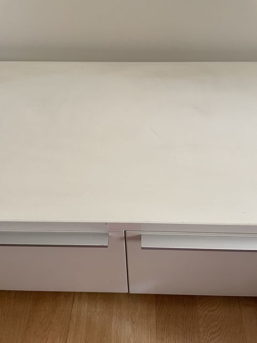 Móvel braco com tres gavetas grandes