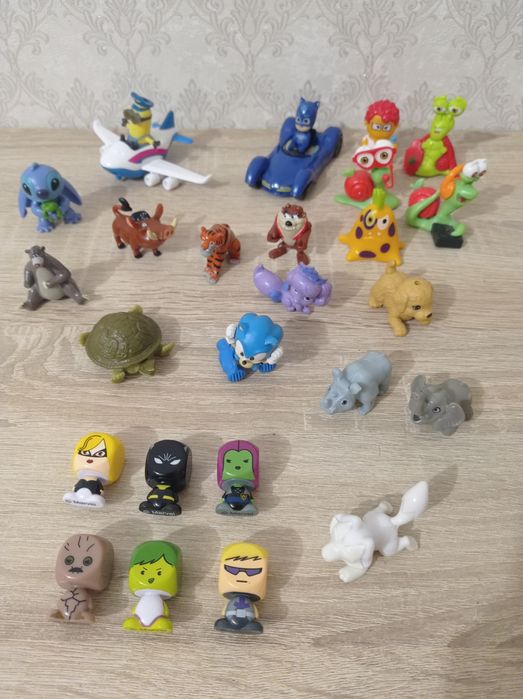 Киндеры: Миньоны, ёжик Соник, Равлик Боб, Marvel  Варус, новые и бу