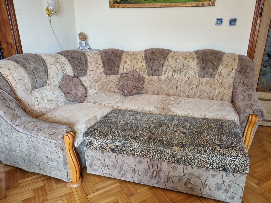 Диван  кутовий .