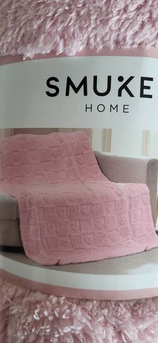 Koc Smukee dekoracyjny 150 cm x 200 cm Serduszka Walentynki serca różo