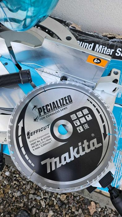 Ukośnica Makita LS1219L 305mm 1800W