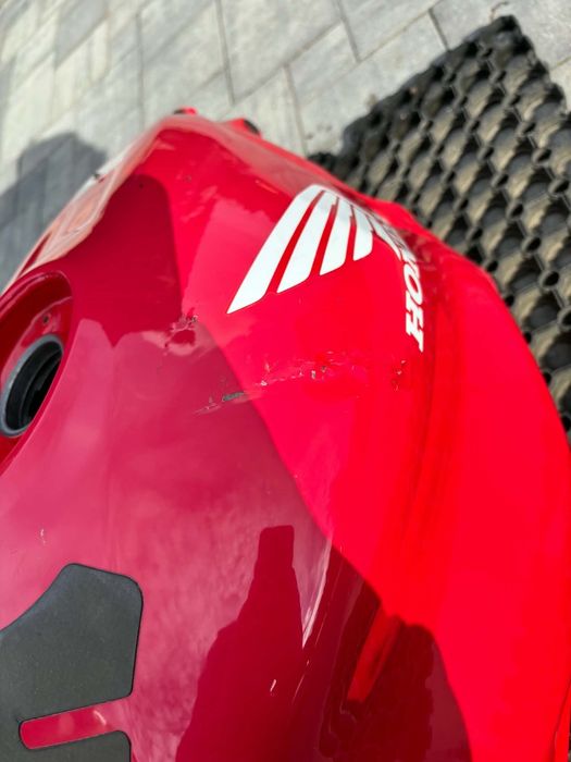 Zbiornik Paliwa Bak HONDA CBR F4 99/00