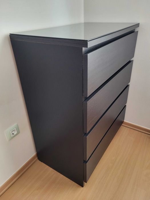 Cómoda IKEA 4 gavetas