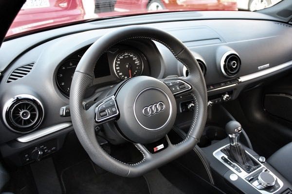 Tampa airbag Audi S-line