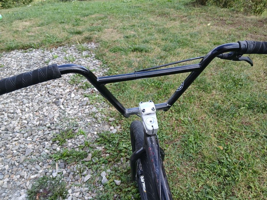 Rower Kinx bmx curb czarny mat