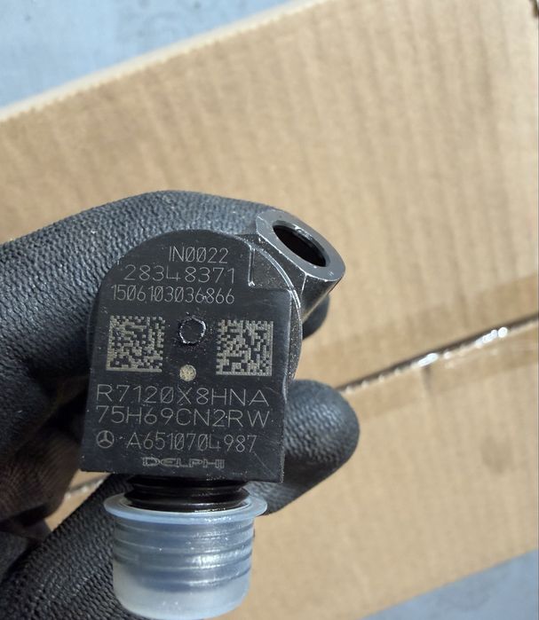 Wtryski wtryskiwacze mercedes 2.2CDI 651 sprinter 906 W204 W221 W212 vito