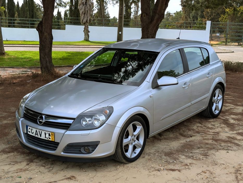 Opel Astra 1.7Cdti Cosmo (full extras) foto 3