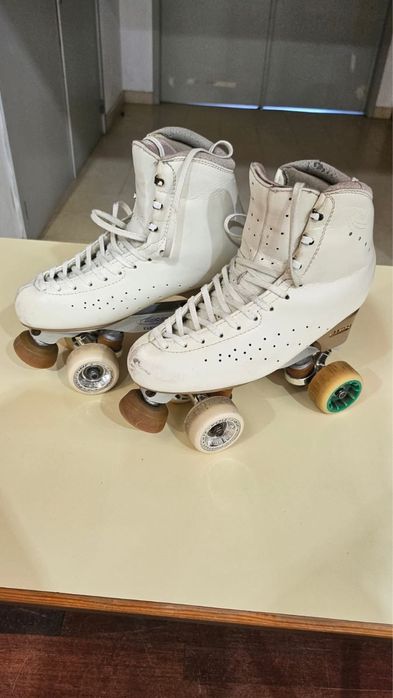 Patins em 2.ª mão