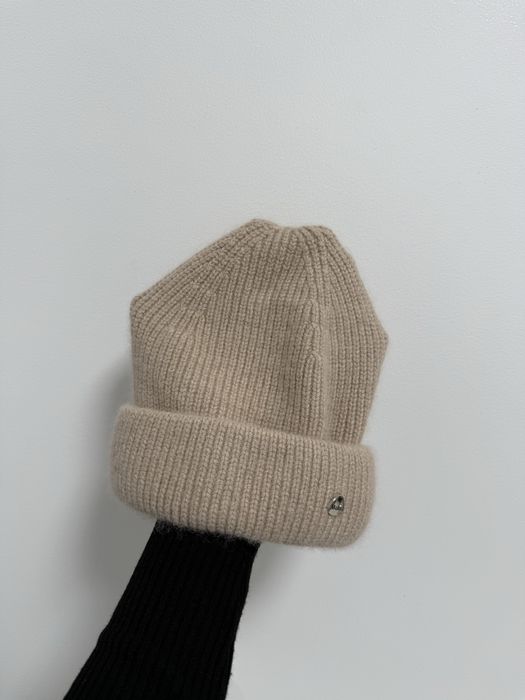 Ангорова жіноча шапка зимова бежева