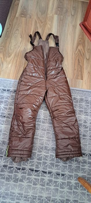Spodnie sniegowce 140/146 regulowane szelki