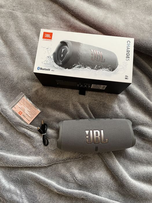 Портативна колонка jbl charge 5