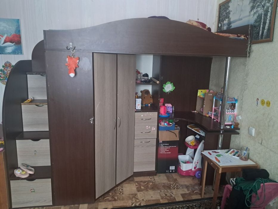 Кровать чердак в хорошому стані