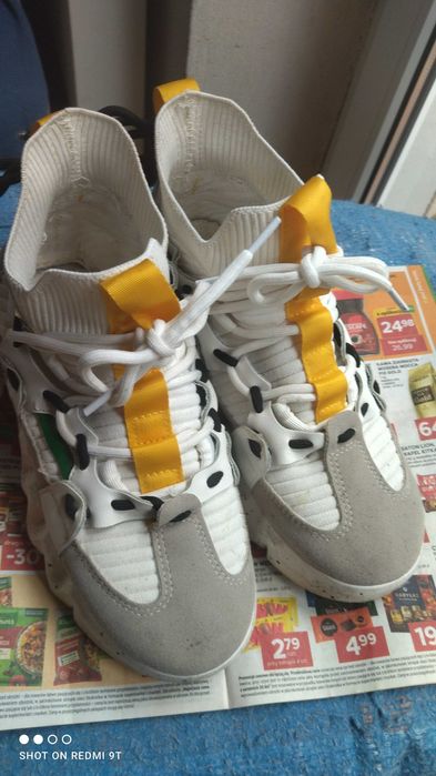 Buty sportowe damskie snakersy 39 Musk