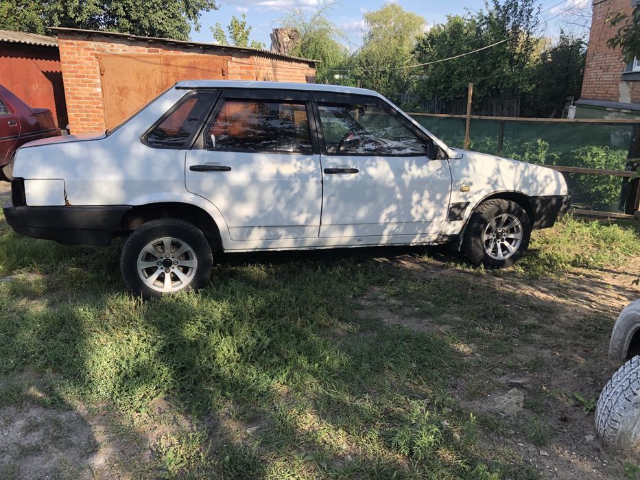 Продам ваз-21099