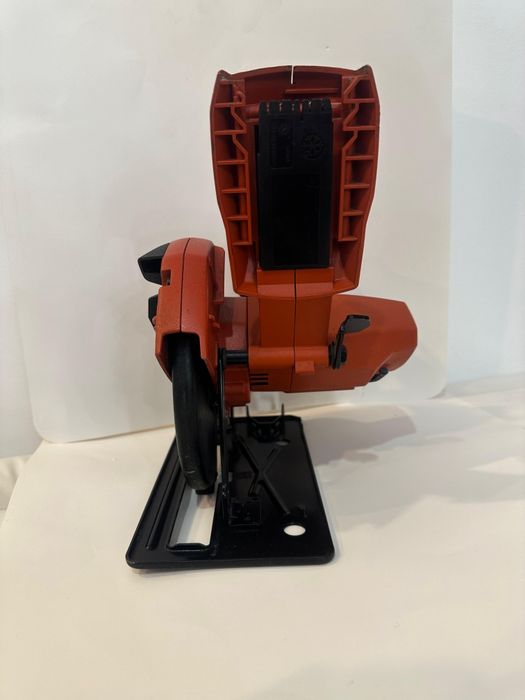 Pilarka Hilti scm 22-a