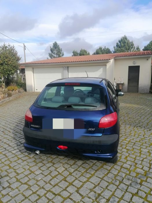 Peugeot 206 1.1 Gasolina (2002) – Económico, Fiável e Pronto a Circula