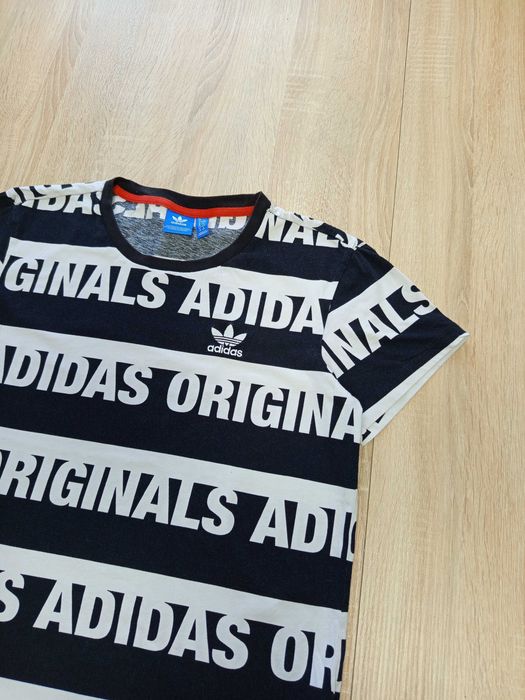 Koszulka Adidas z krótkim rękawem S